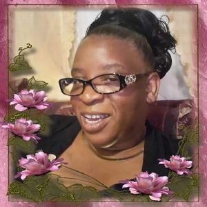 Meet your Posher, Elise